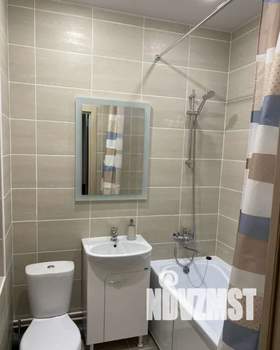 1-к квартира, посуточно, 35м2, 4/10 этаж