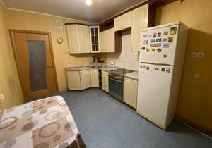 1-к квартира, на длительный срок, 50м2, 10/10 этаж