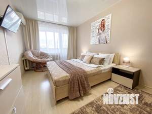 1-к квартира, посуточно, 35м2, 5/10 этаж