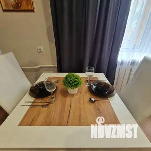 Студия квартира, посуточно, 35м2, 4/5 этаж