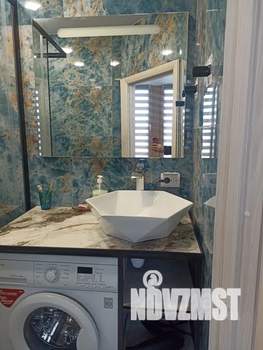 Студия квартира, посуточно, 45м2, 3/3 этаж