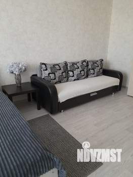 1-к квартира, посуточно, 38м2, 8/10 этаж