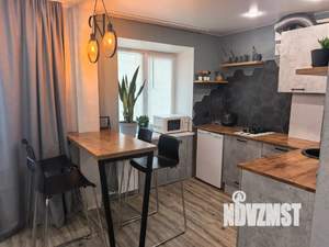 Студия квартира, посуточно, 35м2, 1/5 этаж