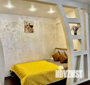Студия квартира, посуточно, 35м2, 1/5 этаж