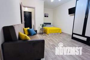 1-к квартира, посуточно, 35м2, 1/10 этаж