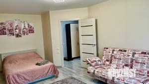 1-к квартира, посуточно, 38м2, 1/3 этаж