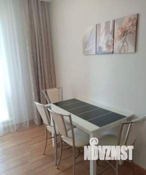 1-к квартира, посуточно, 48м2, 7/10 этаж