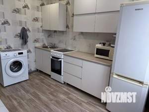 1-к квартира, посуточно, 37м2, 1/1 этаж