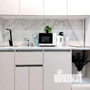 1-к квартира, посуточно, 42м2, 6/18 этаж