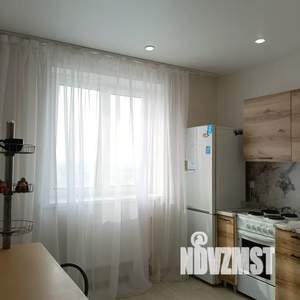 1-к квартира, посуточно, 33м2, 15/18 этаж