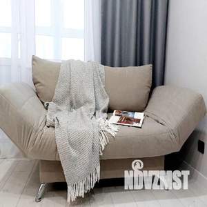 1-к квартира, посуточно, 42м2, 6/18 этаж