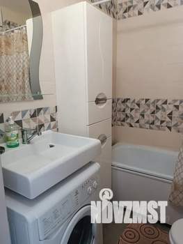 Студия квартира, посуточно, 27м2, 16/24 этаж