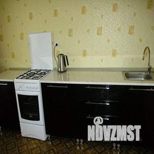 1-к квартира, посуточно, 56м2, 1/1 этаж