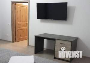 2-к квартира, посуточно, 40м2, 1/1 этаж