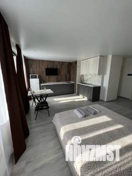 Студия квартира, посуточно, 32м2, 13/15 этаж