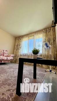 1-к квартира, посуточно, 38м2, 1/3 этаж