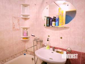 1-к квартира, посуточно, 40м2, 9/9 этаж