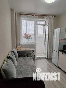 1-к квартира, посуточно, 40м2, 13/24 этаж