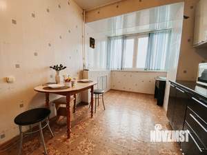 1-к квартира, посуточно, 40м2, 9/10 этаж