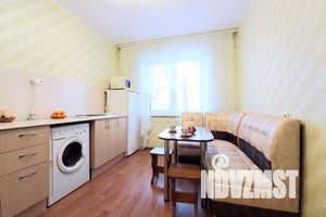 1-к квартира, посуточно, 40м2, 4/9 этаж