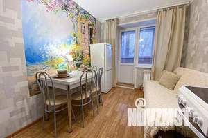 1-к квартира, посуточно, 42м2, 5/10 этаж