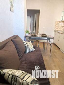 1-к квартира, посуточно, 42м2, 2/16 этаж