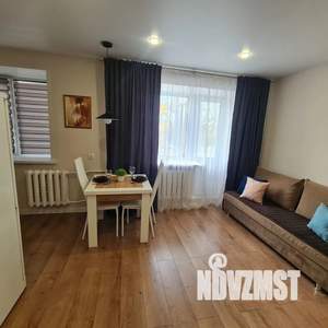 Студия квартира, посуточно, 35м2, 4/5 этаж