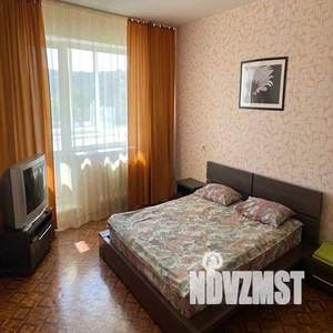 1-к квартира, посуточно, 56м2, 1/1 этаж