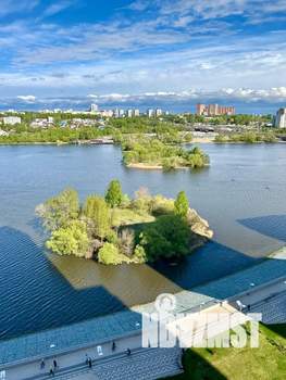 Студия квартира, посуточно, 32м2, 15/25 этаж