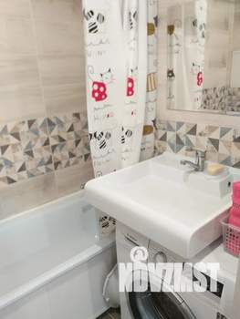 1-к квартира, посуточно, 38м2, 8/24 этаж