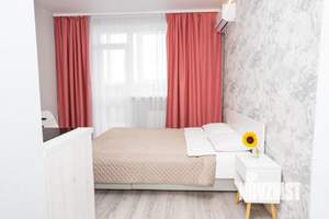 Студия квартира, посуточно, 25м2, 23/24 этаж