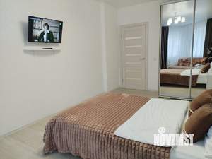 1-к квартира, посуточно, 41м2, 4/24 этаж