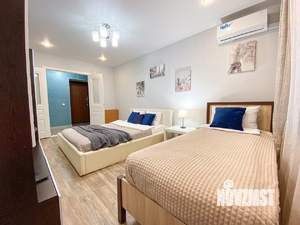1-к квартира, посуточно, 42м2, 1/1 этаж