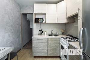 3-к квартира, посуточно, 52м2, 2/5 этаж