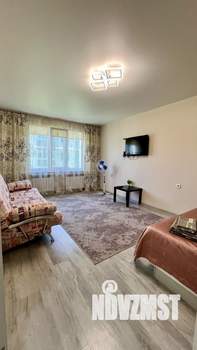 1-к квартира, посуточно, 38м2, 1/3 этаж