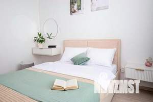 2-к квартира, посуточно, 34м2, 21/24 этаж