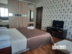 1-к квартира, посуточно, 40м2, 6/9 этаж