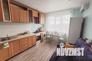 1-к квартира, посуточно, 43м2, 3/10 этаж