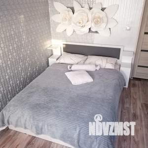 1-к квартира, посуточно, 43м2, 8/10 этаж