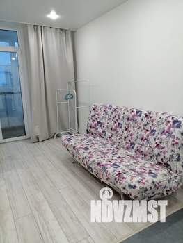 Студия квартира, посуточно, 26м2, 21/24 этаж