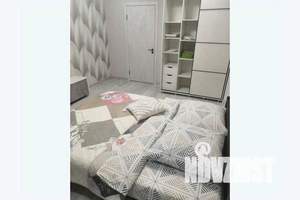 2-к квартира, посуточно, 60м2, 1/9 этаж