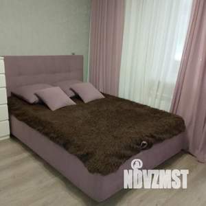 1-к квартира, посуточно, 50м2, 1/9 этаж