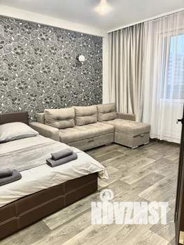 1-к квартира, посуточно, 36м2, 3/18 этаж