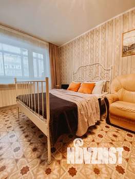 2-к квартира, посуточно, 65м2, 1/10 этаж