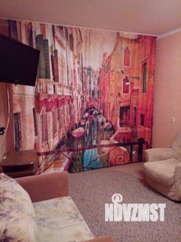 1-к квартира, посуточно, 39м2, 3/10 этаж