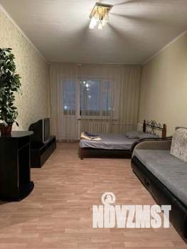 1-к квартира, посуточно, 65м2, 1/1 этаж