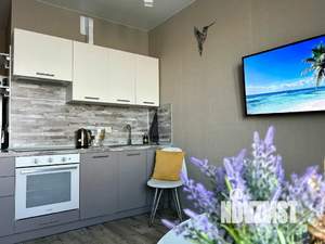 Студия квартира, посуточно, 32м2, 15/25 этаж