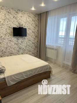 1-к квартира, посуточно, 32м2, 7/9 этаж