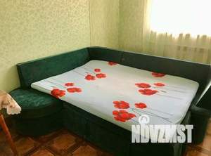3-к квартира, на длительный срок, 100м2, 2/4 этаж
