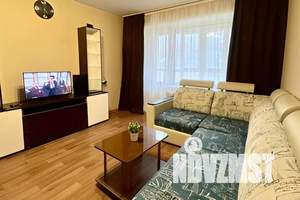 1-к квартира, посуточно, 37м2, 1/9 этаж